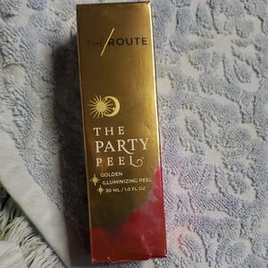 Golden Illuminizing Party Peel